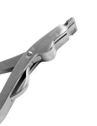 Three Prong Cast Spreader 9"