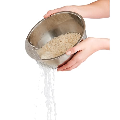 Helen's Asian Kitchen Japanese Rice Washing Bowl, 3-Quart, Side Drainer