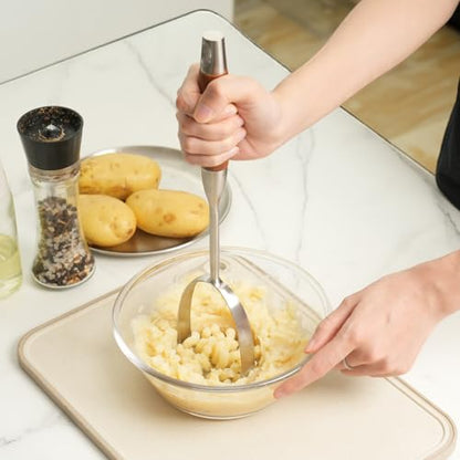 Potato Masher Stainless Steel, Manual Mashed Potato Masher,Wooden handle Potatoes Smasher Kitchen Tool for Avocado,Potatoes, Vegetables, 13.5Inch Long handle Large Heavy Duty Metal Mashing Utensil - size: Brown wooden handle large