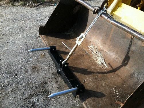 Front Loader Bucket Hay Bale Spear Attachment w/ 39" Bale Spear & Stabilizer Spikes, Rated 3000 LB - size: 1 x 39"