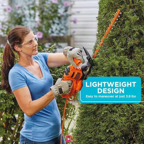 BLACK+DECKER Electric Hedge Trimmer, 16-Inch 3.0 Amp Compact Corded Power Hedge Trimmer (BEHT100)