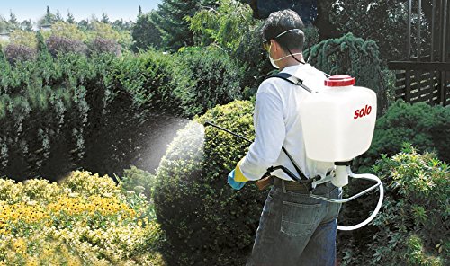 SOLO 425 4-Gallon Piston Backpack Sprayer, Wide Pressure Range up to 90 psi