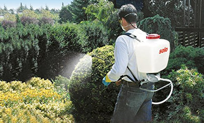 Solo 475-B-DELUXE 4-Gallon Backpack Sprayer