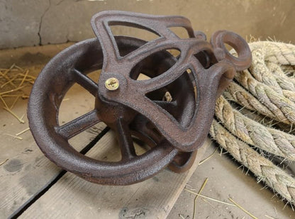 Midwest Craft House Decorative Cast Iron Pulley Wheel Industrial Cable Pull Rustic Farmhouse Barn Decor Cable Wheel