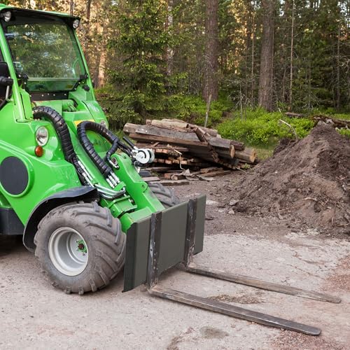 YINTATECH 1/4" Skid Steer Attachment Plate and Quick Attach Adapter Grade50