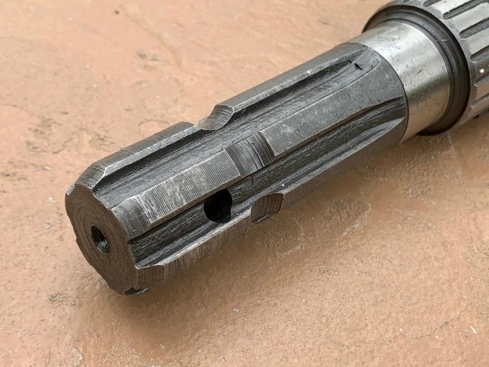 Replacement part for 3/8"-6 spline Input Shaft 00758696 for rotary cutters gearboxes, 02-002