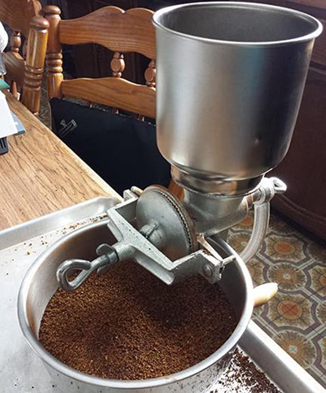 Moongiantgo Corn Grinder Cast Iron Hand Crank Grain Mill